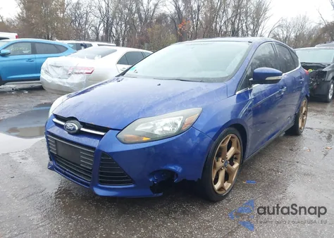 2014 Ford Focus Titanium z USA, uszkodzony, nr VIN 1FADP3N27EL108409